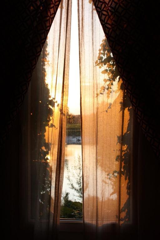 Maison D'Hotes L'Arbre Rouge Génissac الغرفة الصورة